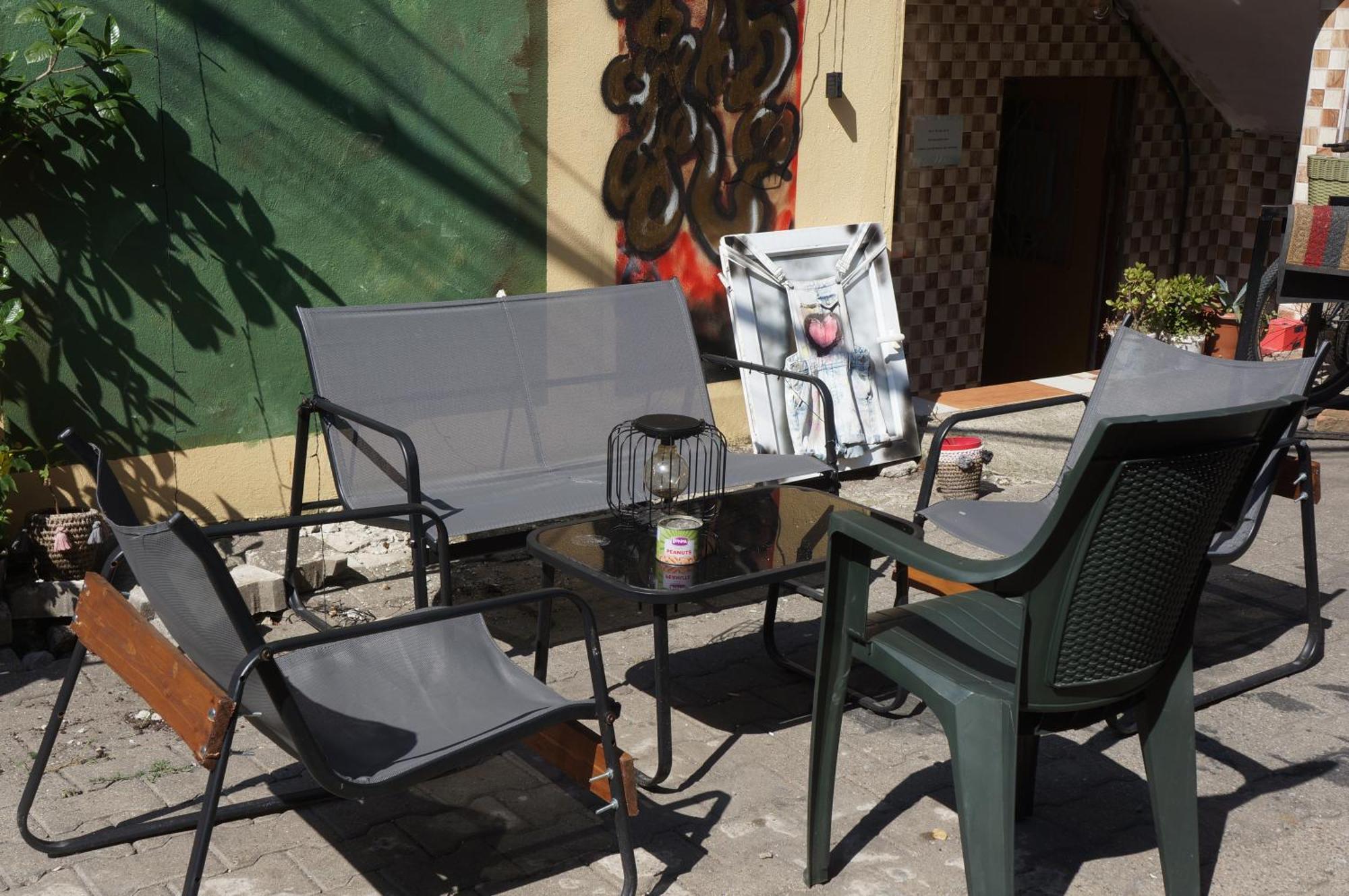Harmony Backpackers Hostel Batumi Eksteriør billede
